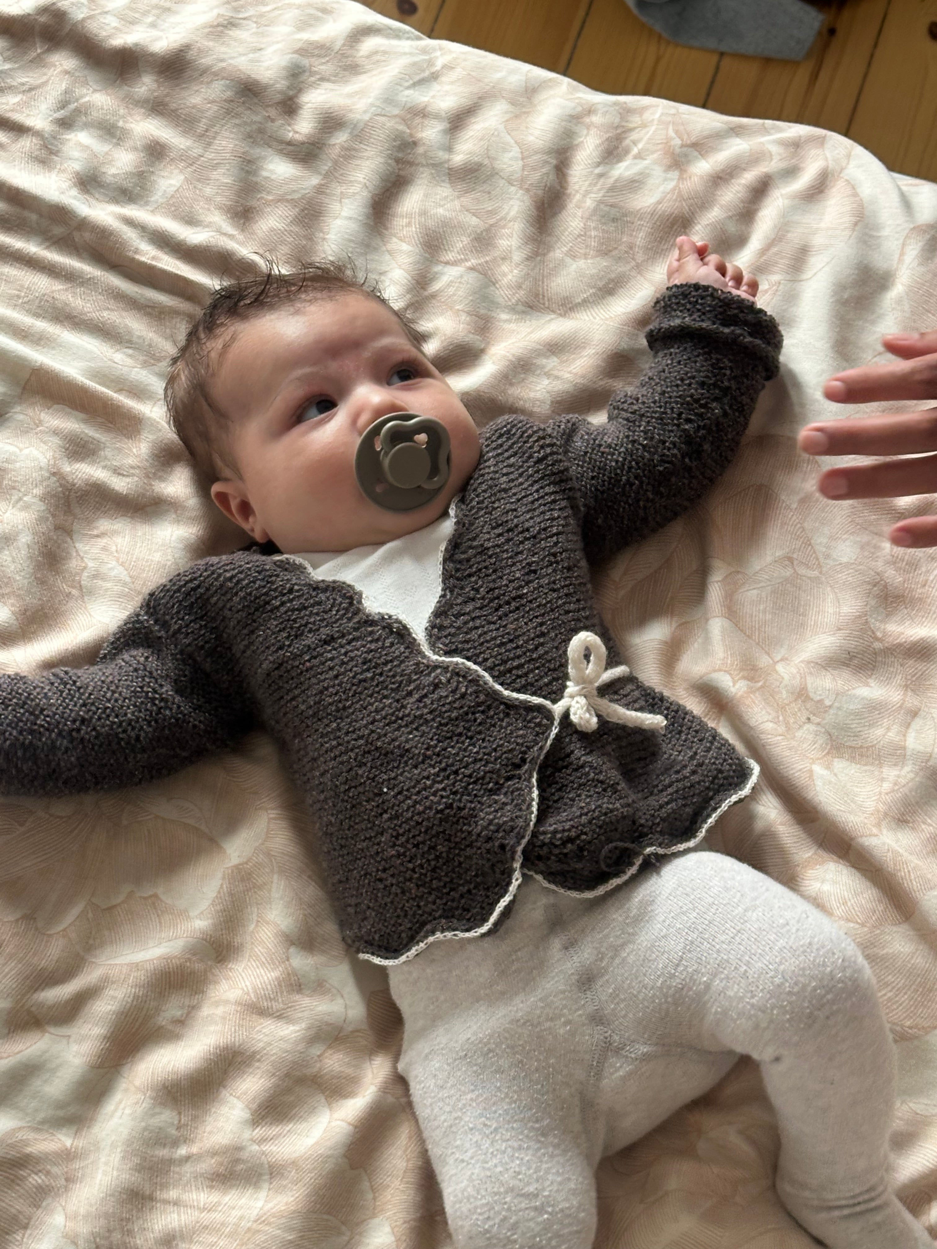 The Ondina Wrap Cardigan Junior – nakedknit
